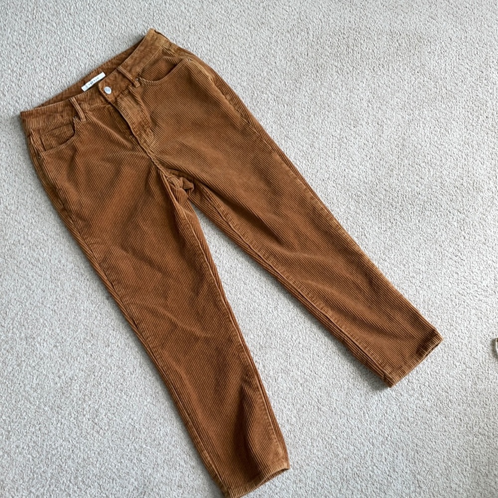Pacsun corduroys size “26 mom jean”.